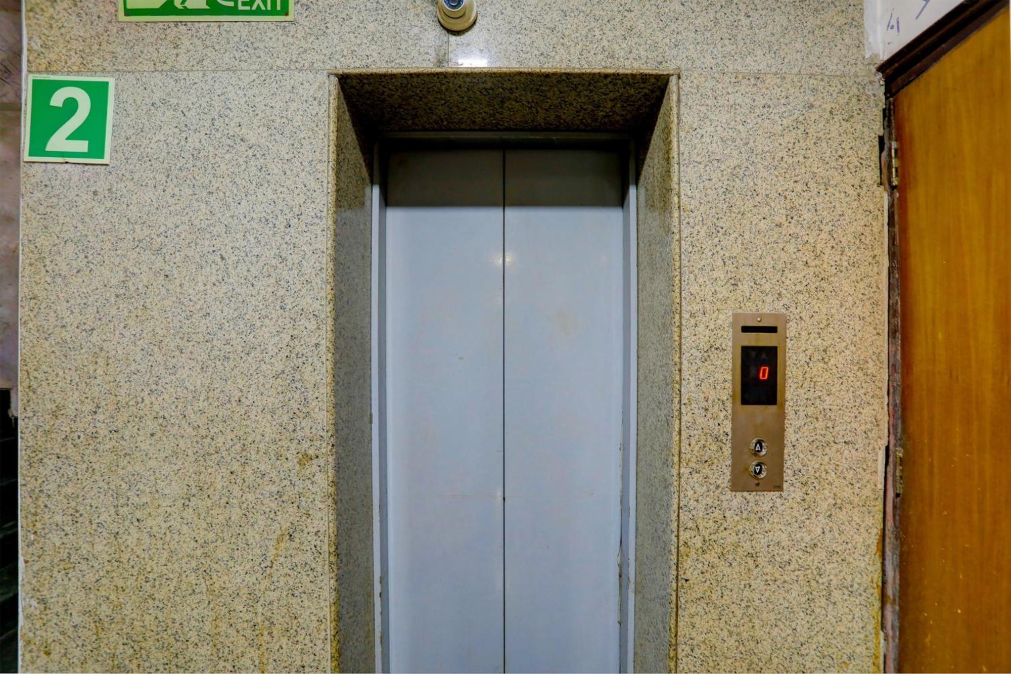 Hotel Monarch Inn Lucknow Luaran gambar