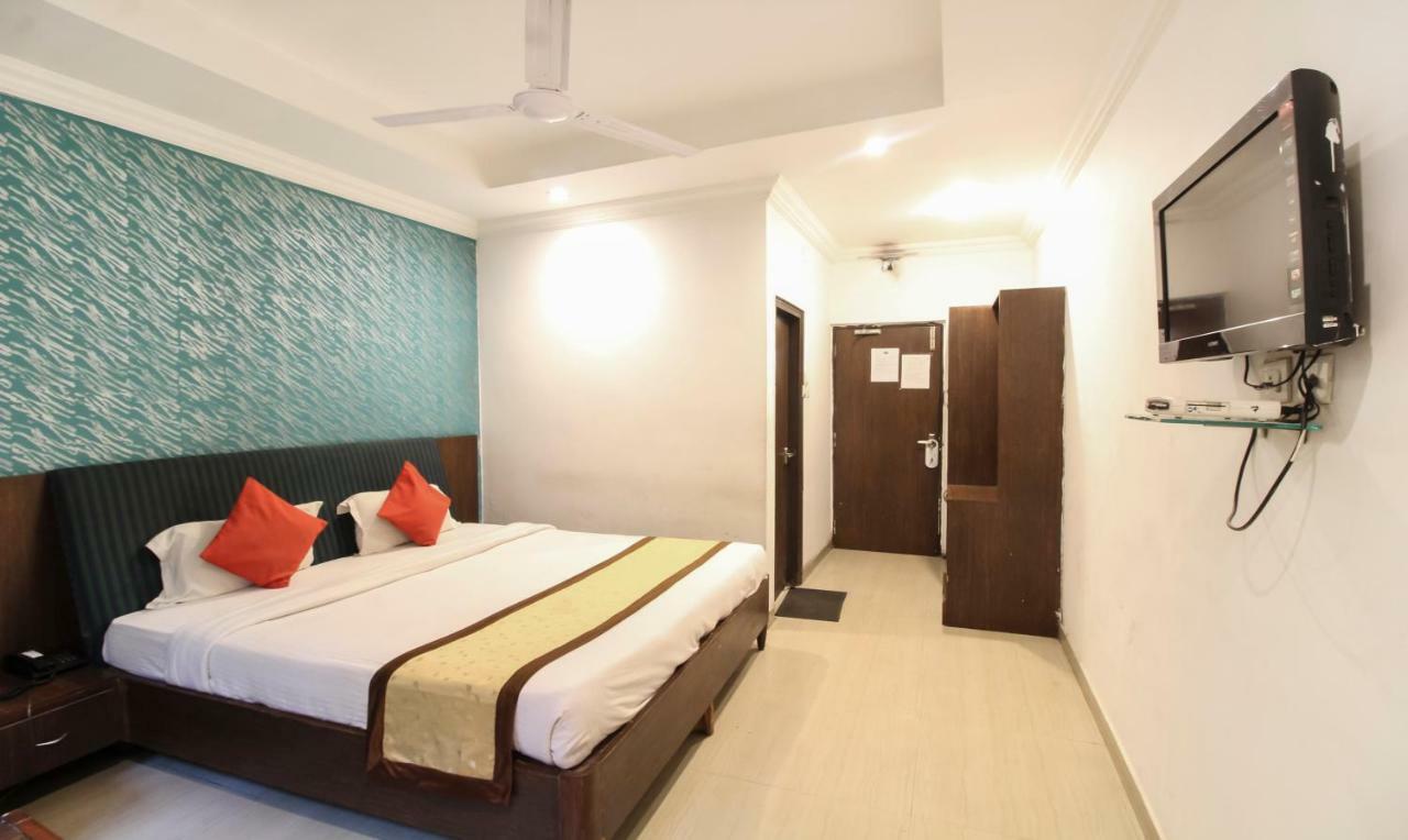 Hotel Monarch Inn Lucknow Luaran gambar