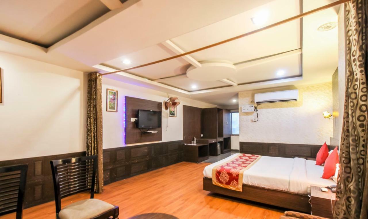 Hotel Monarch Inn Lucknow Luaran gambar